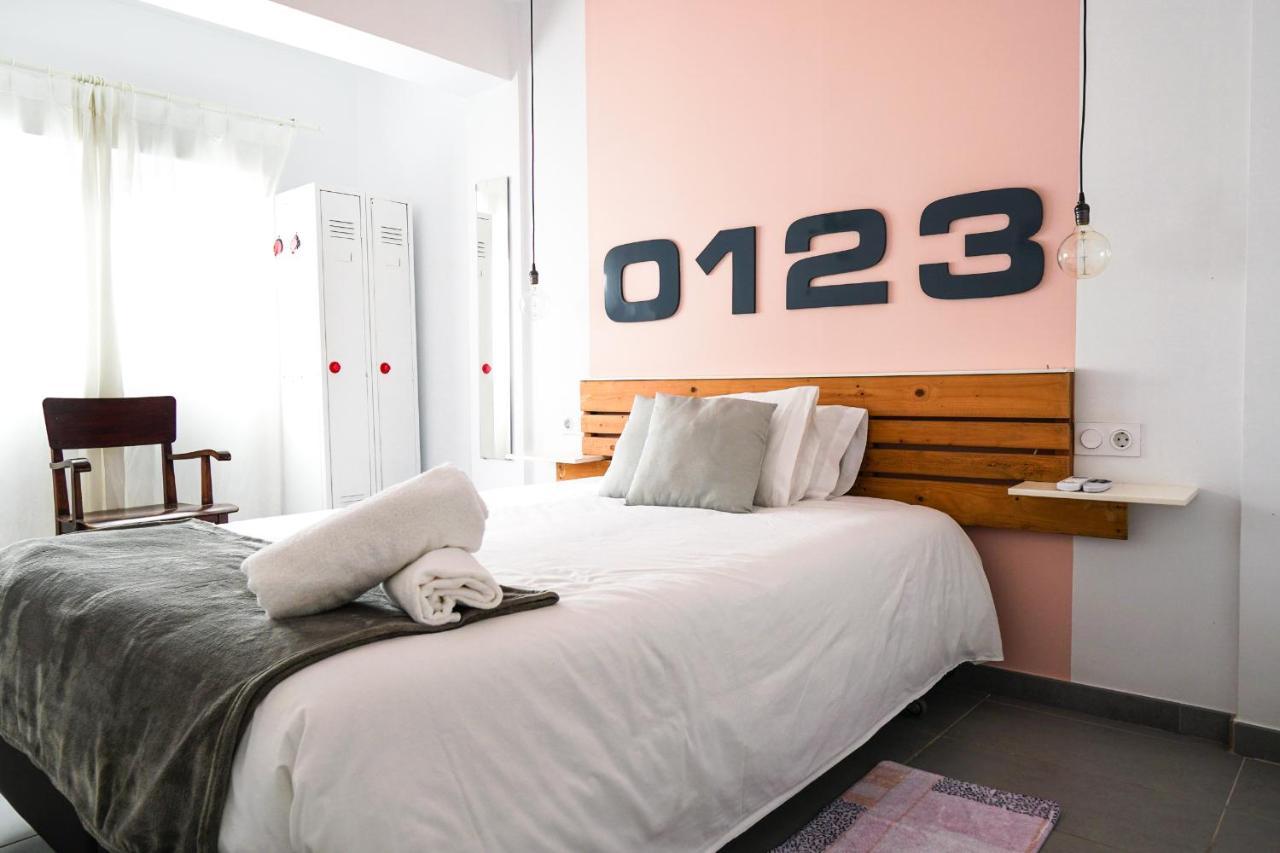 Torres De Serrano Apartment Valensiya Dış mekan fotoğraf