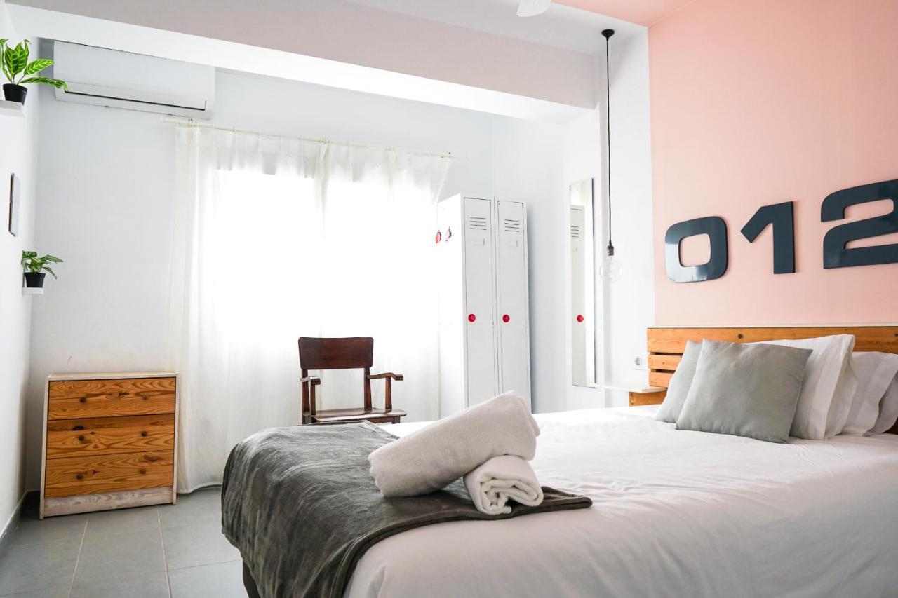 Torres De Serrano Apartment Valensiya Dış mekan fotoğraf