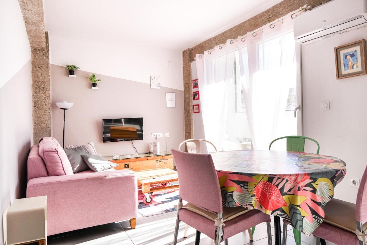 Torres De Serrano Apartment Valensiya Dış mekan fotoğraf