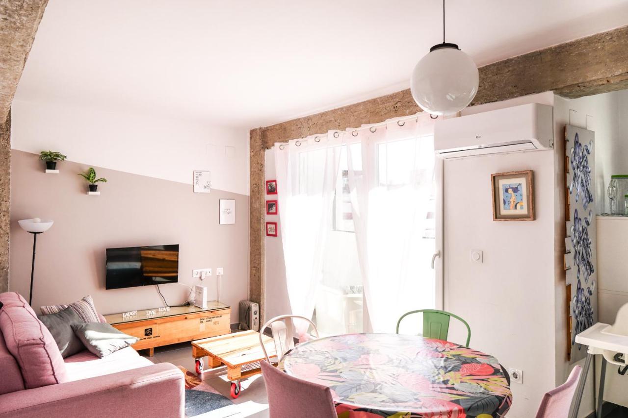 Torres De Serrano Apartment Valensiya Dış mekan fotoğraf